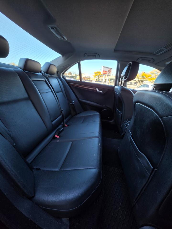 Mercedes-Benz C-Class 4dr Sdn C 300 Sport 4MATIC 2013