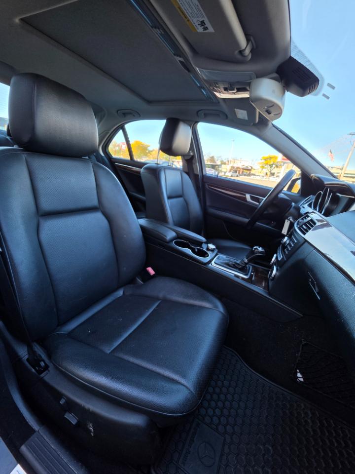 Mercedes-Benz C-Class 4dr Sdn C 300 Sport 4MATIC 2013