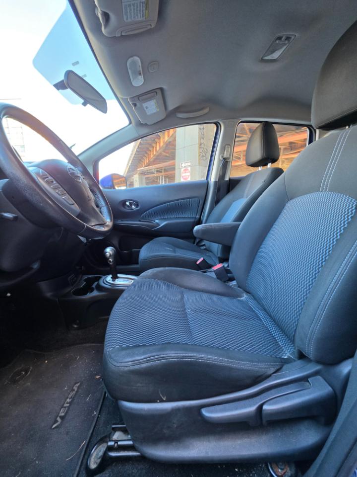 Nissan Versa Note SV CVT 2017