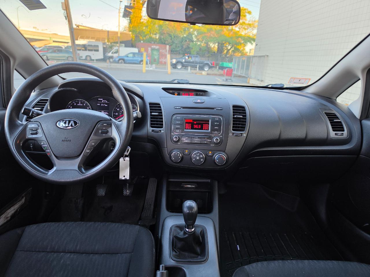 Kia Forte 4dr Sdn Man LX 2016