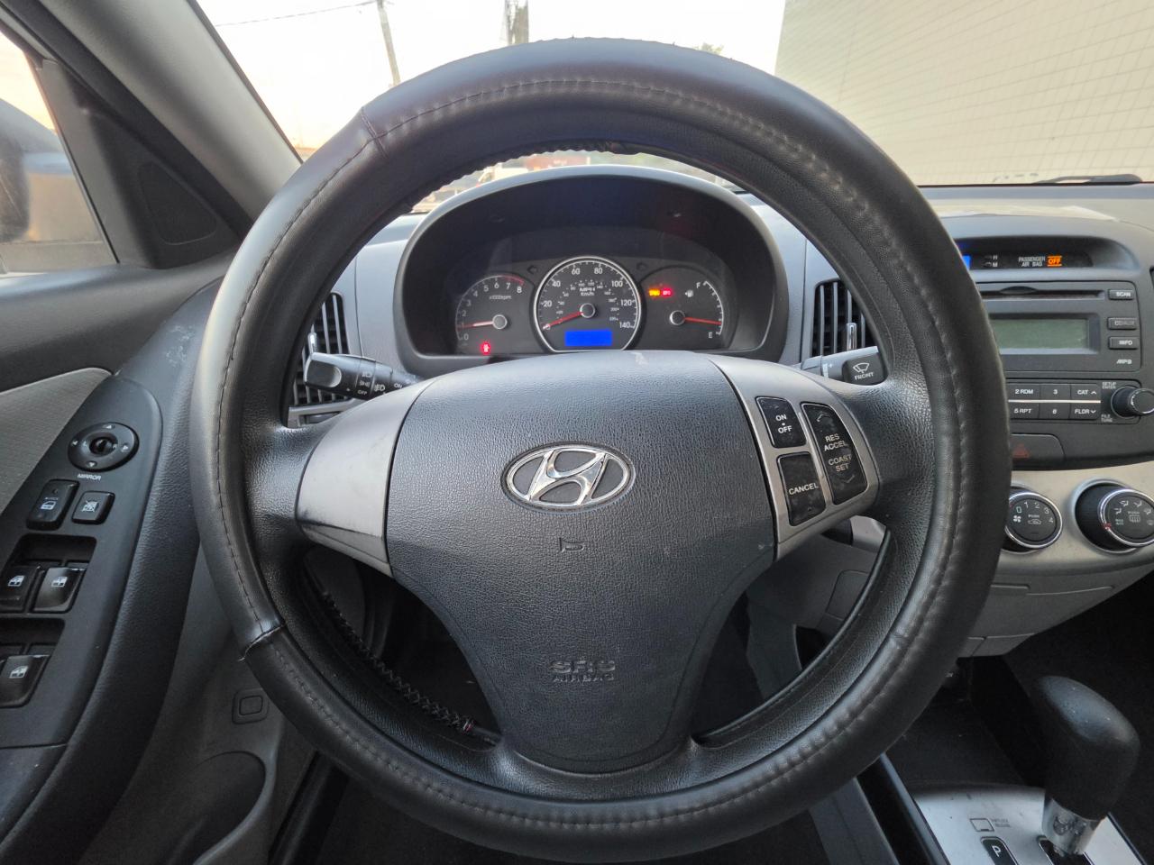 Hyundai Elantra 4dr Sdn Auto GLS PZEV 2010