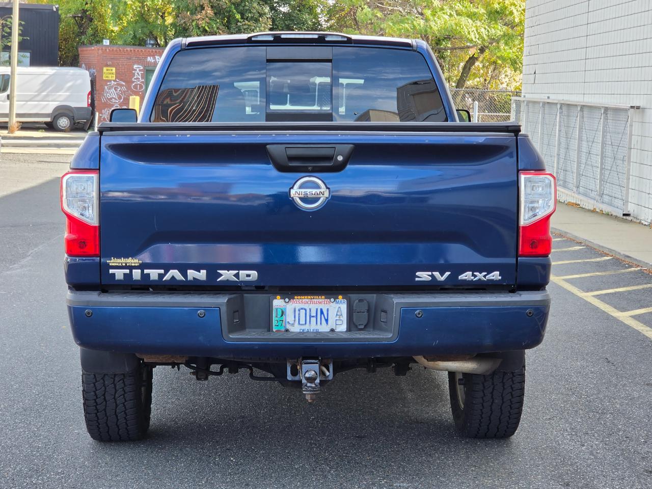 Nissan Titan XD 4x4 Gas Crew Cab SV 2018