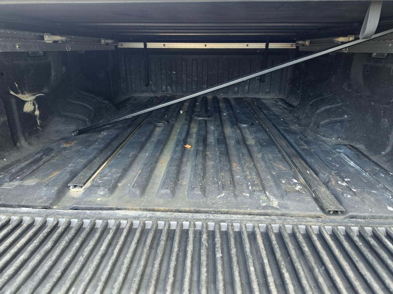 Nissan Titan XD 4x4 Gas Crew Cab SV 2018