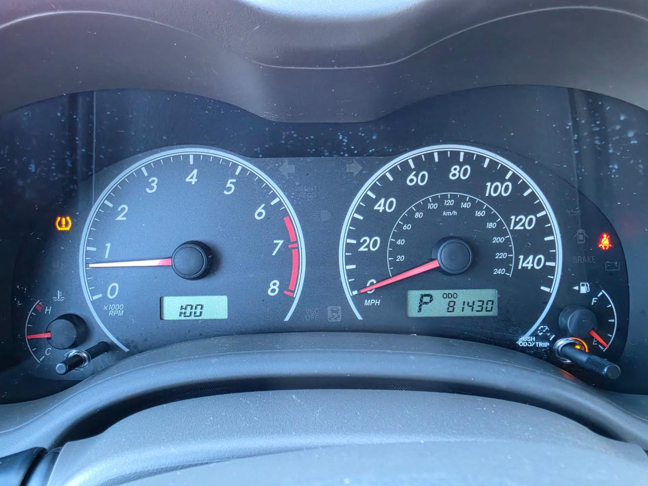 Toyota Corolla 4dr Sdn Man (Natl) 2009