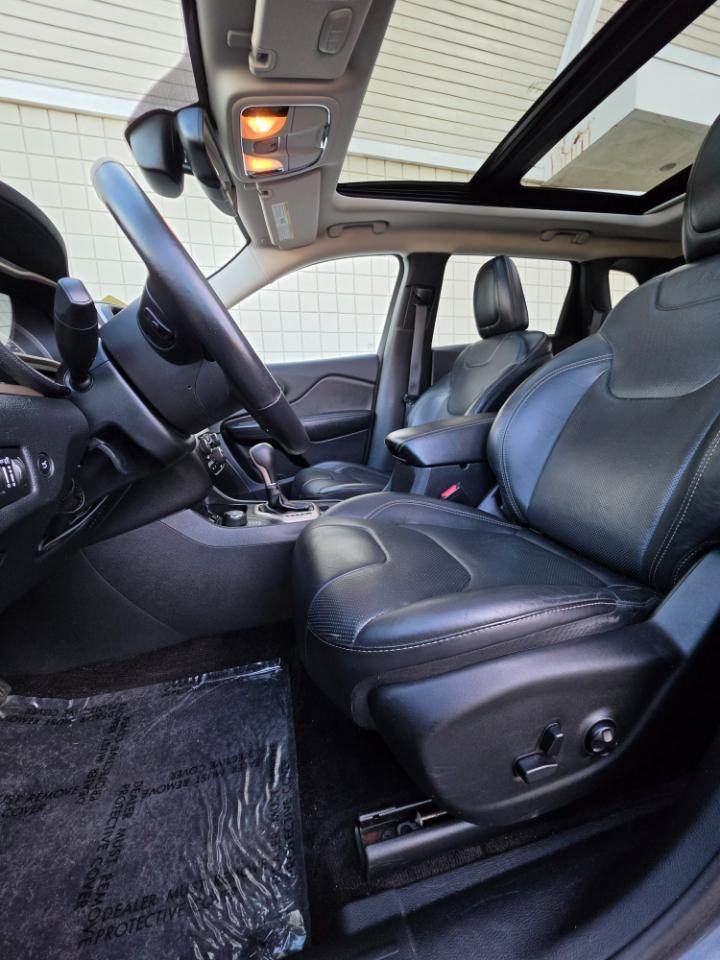 Jeep Cherokee 4WD 4dr Limited 2016