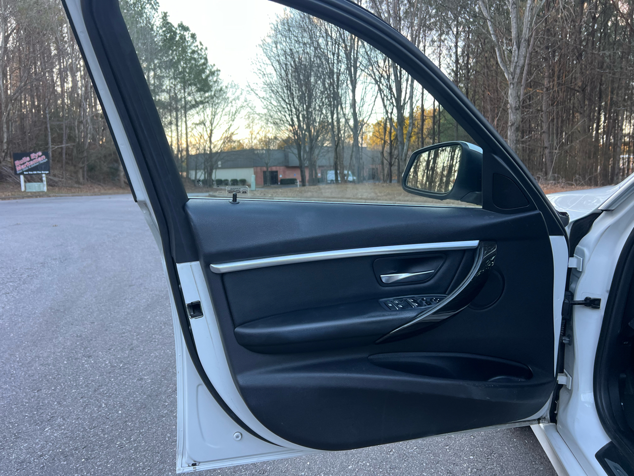 BMW 3-Series Sport Wagon 330i xDrive SULEV 2017