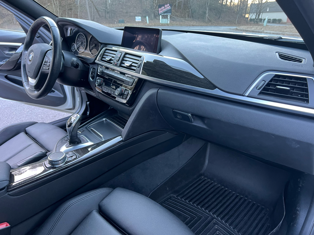 BMW 3-Series Sport Wagon 330i xDrive SULEV 2017