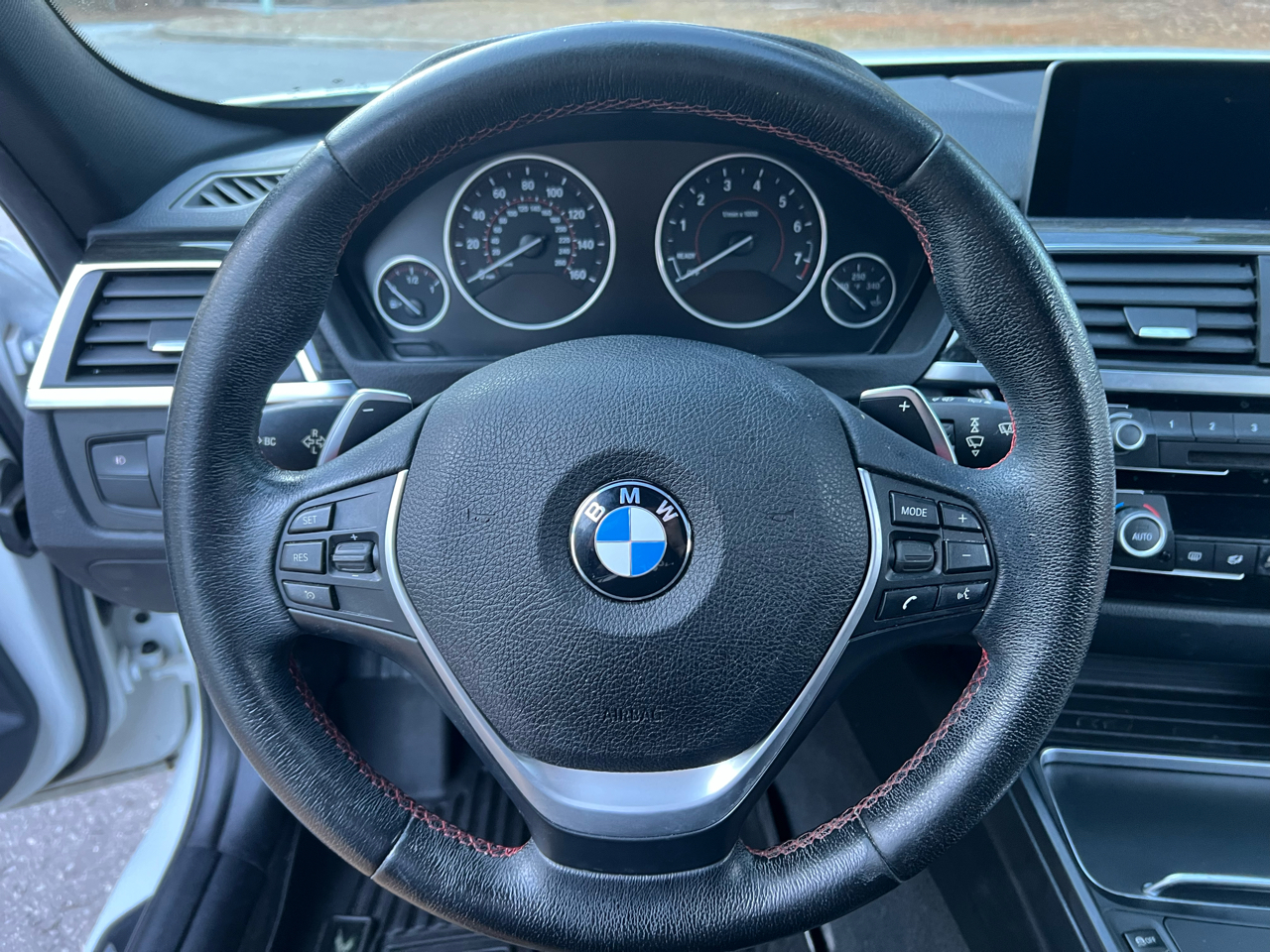 BMW 3-Series Sport Wagon 330i xDrive SULEV 2017