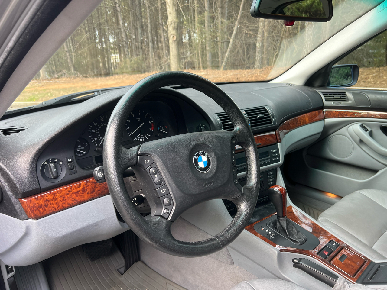 BMW 5-Series 530i 2003