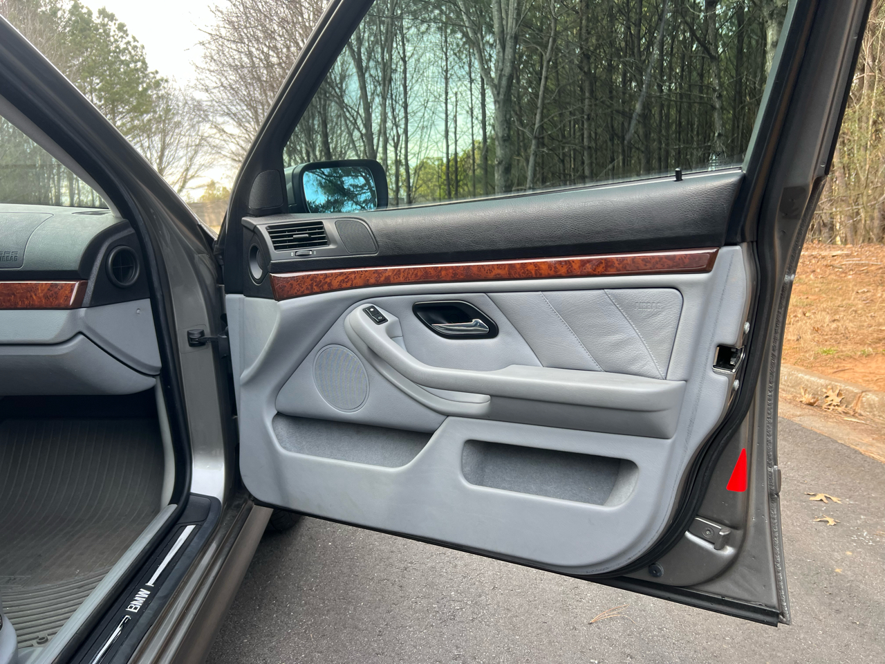 BMW 5-Series 530i 2003