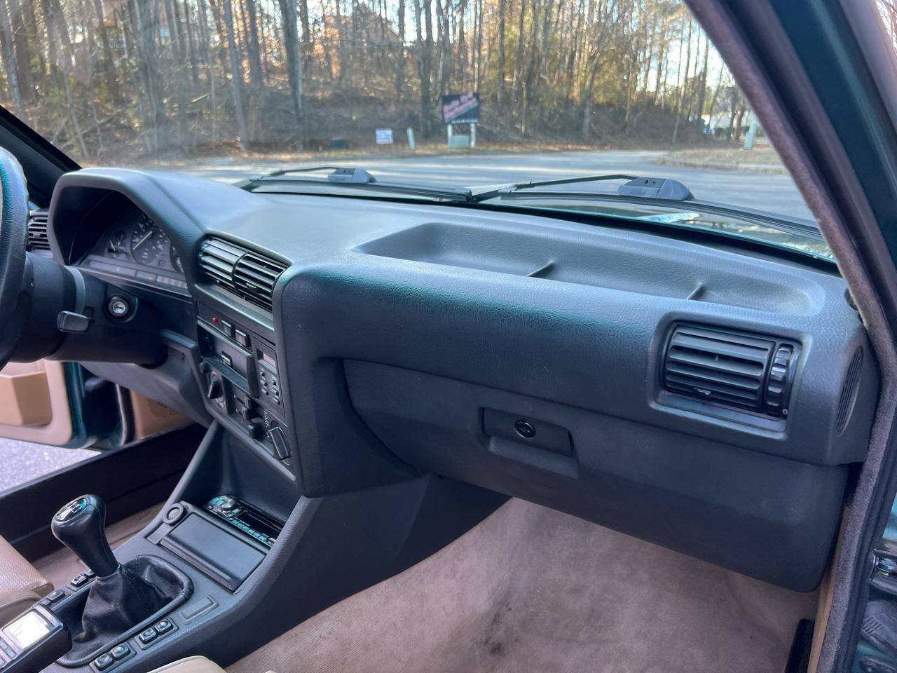 BMW 3-Series 318iC 1992