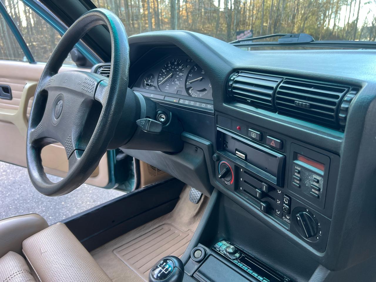 BMW 3-Series 318iC 1992