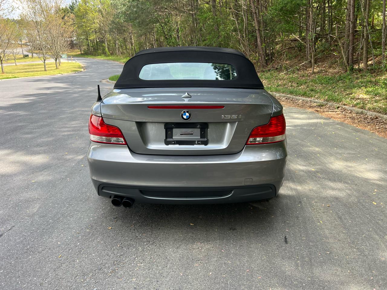BMW 1-Series 135i Convertible 2011