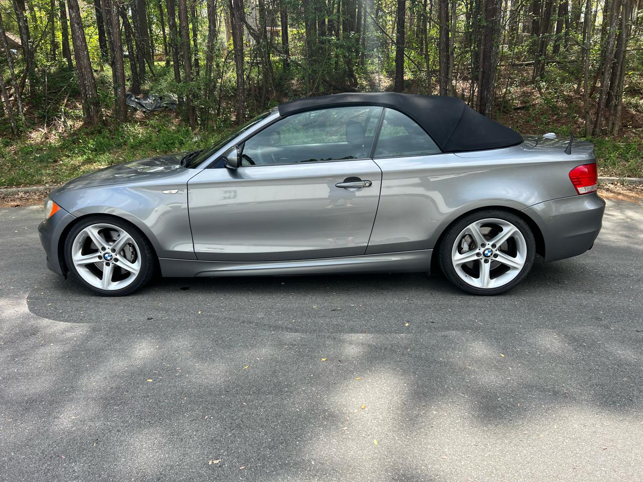 BMW 1-Series 135i Convertible 2011
