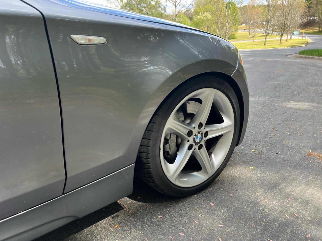 BMW 1-Series 135i Convertible 2011