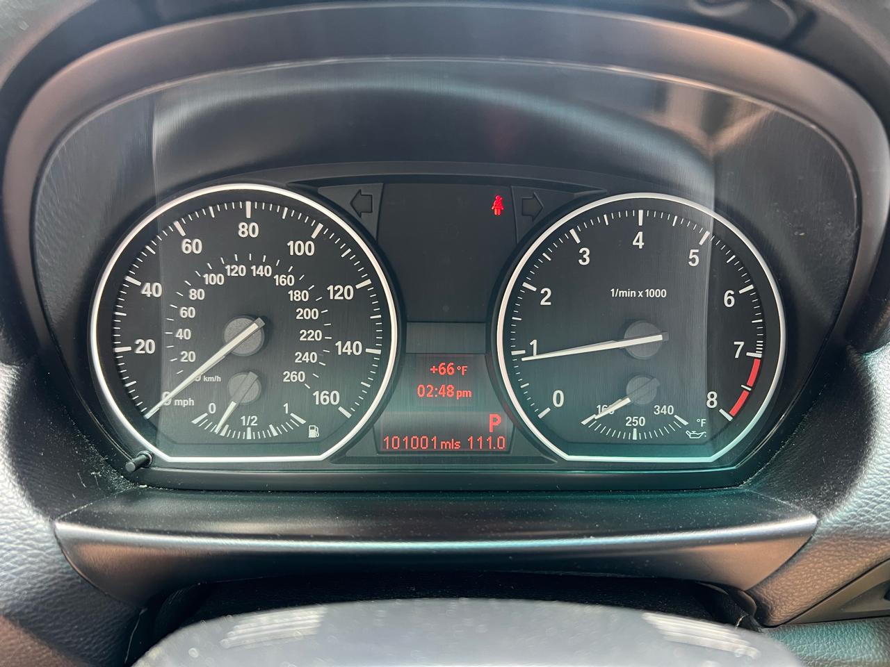 BMW 1-Series 135i Convertible 2011