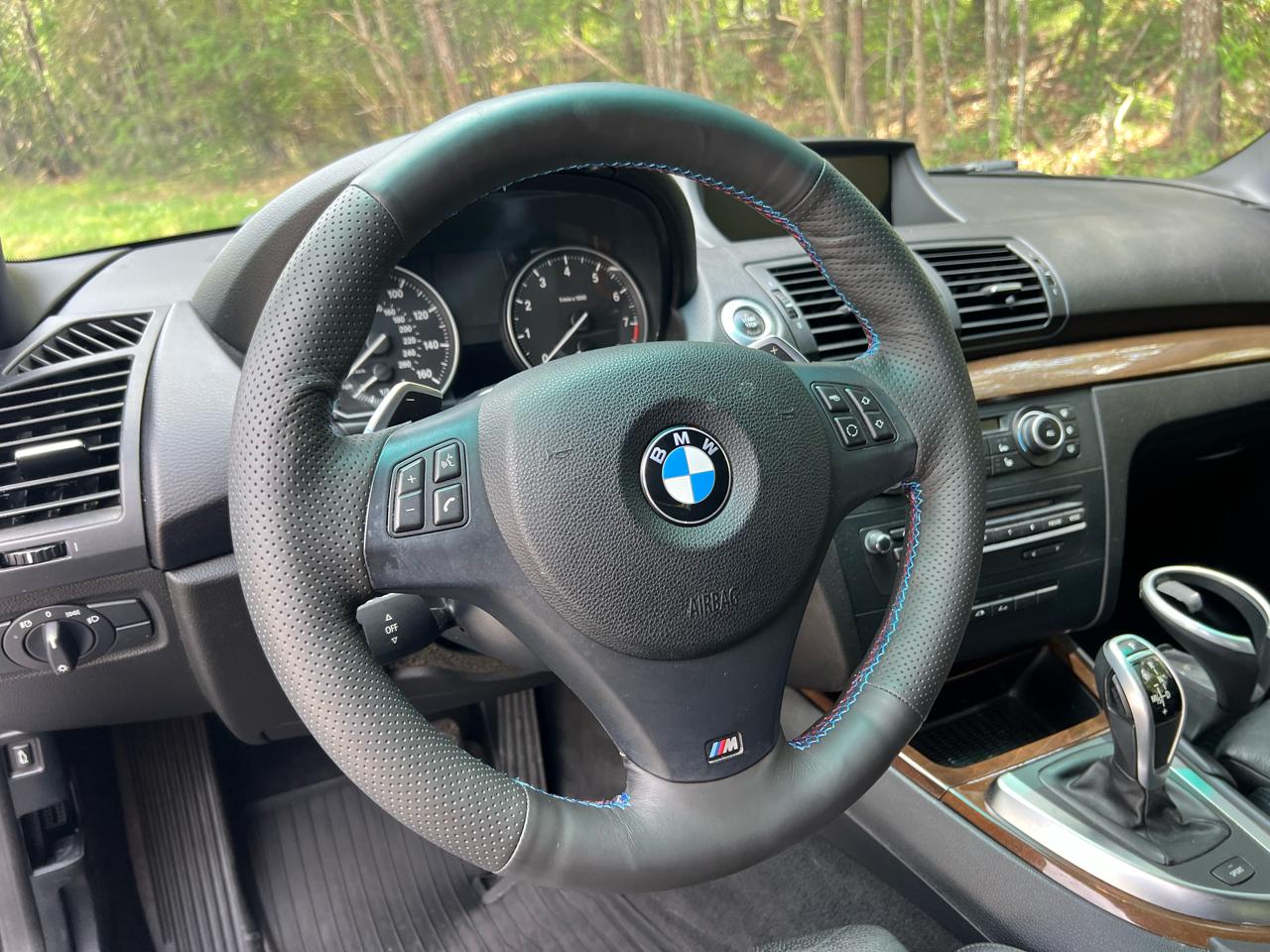 BMW 1-Series 135i Convertible 2011