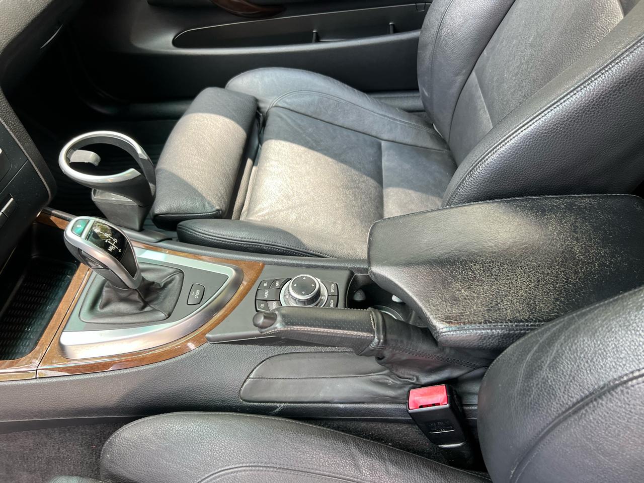 BMW 1-Series 135i Convertible 2011