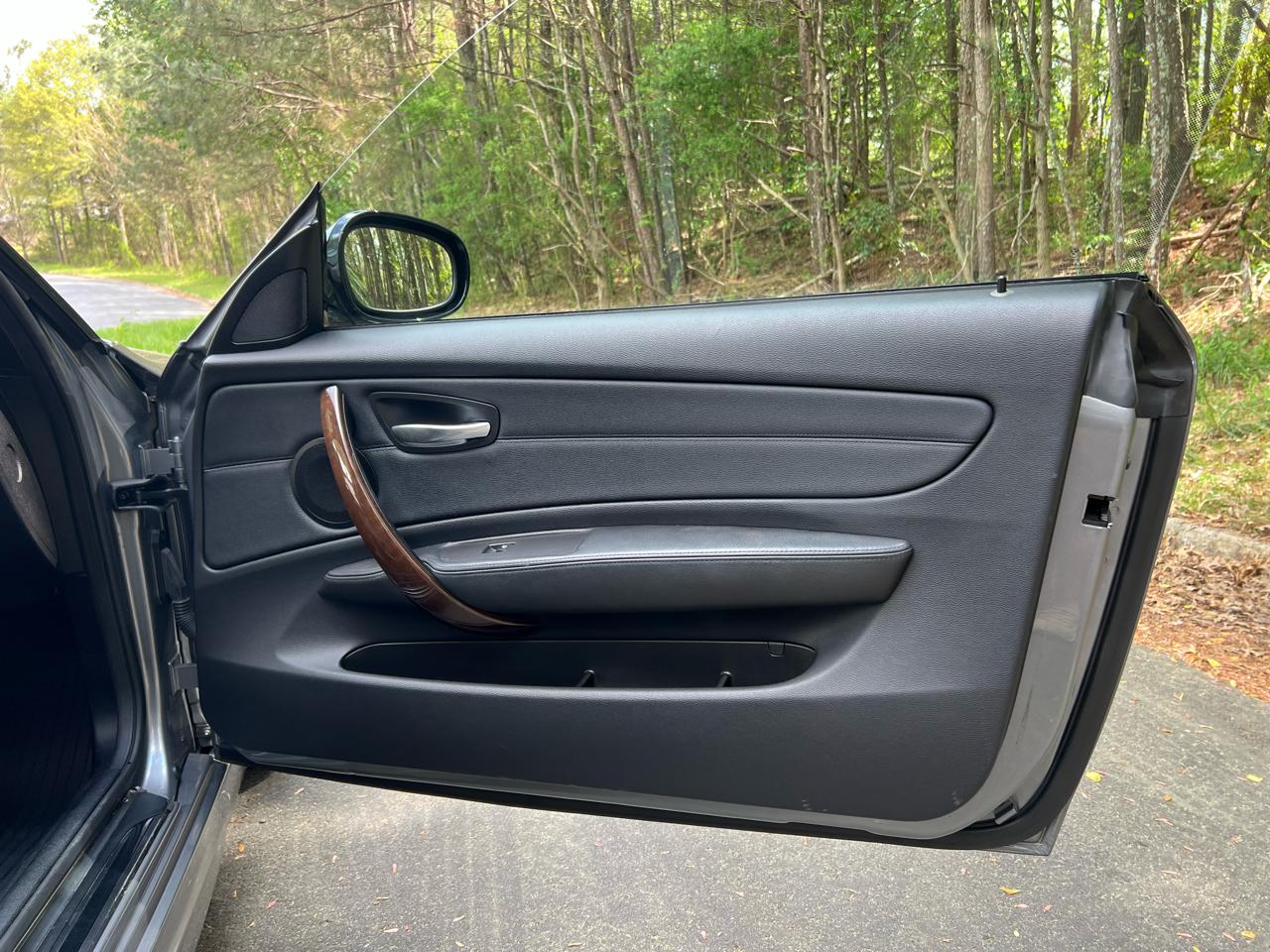 BMW 1-Series 135i Convertible 2011