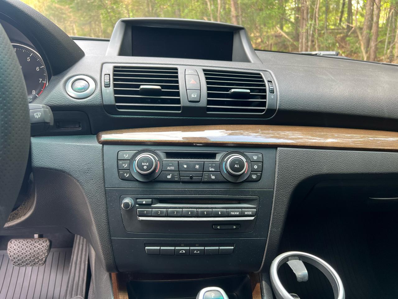 BMW 1-Series 135i Convertible 2011