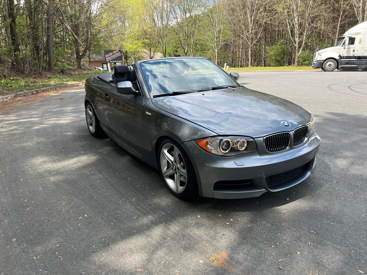 BMW 1-Series 135i Convertible 2011