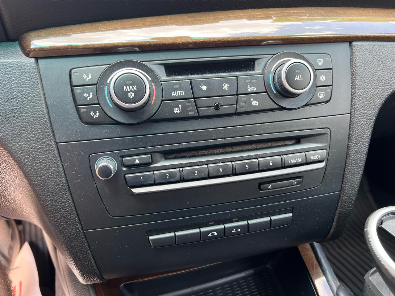 BMW 1-Series 135i Convertible 2011