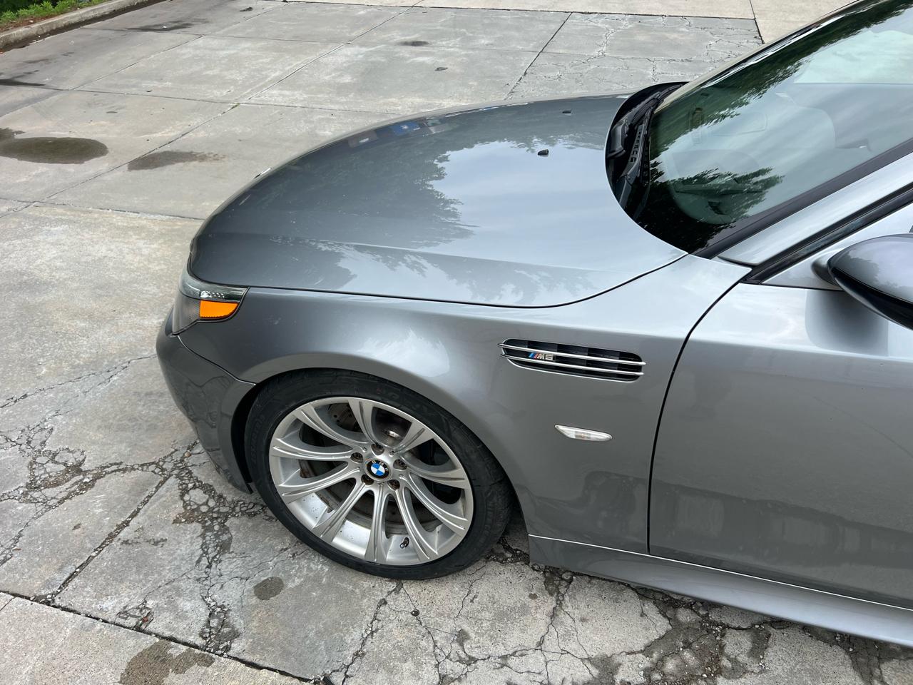 BMW M5 Sedan 2007