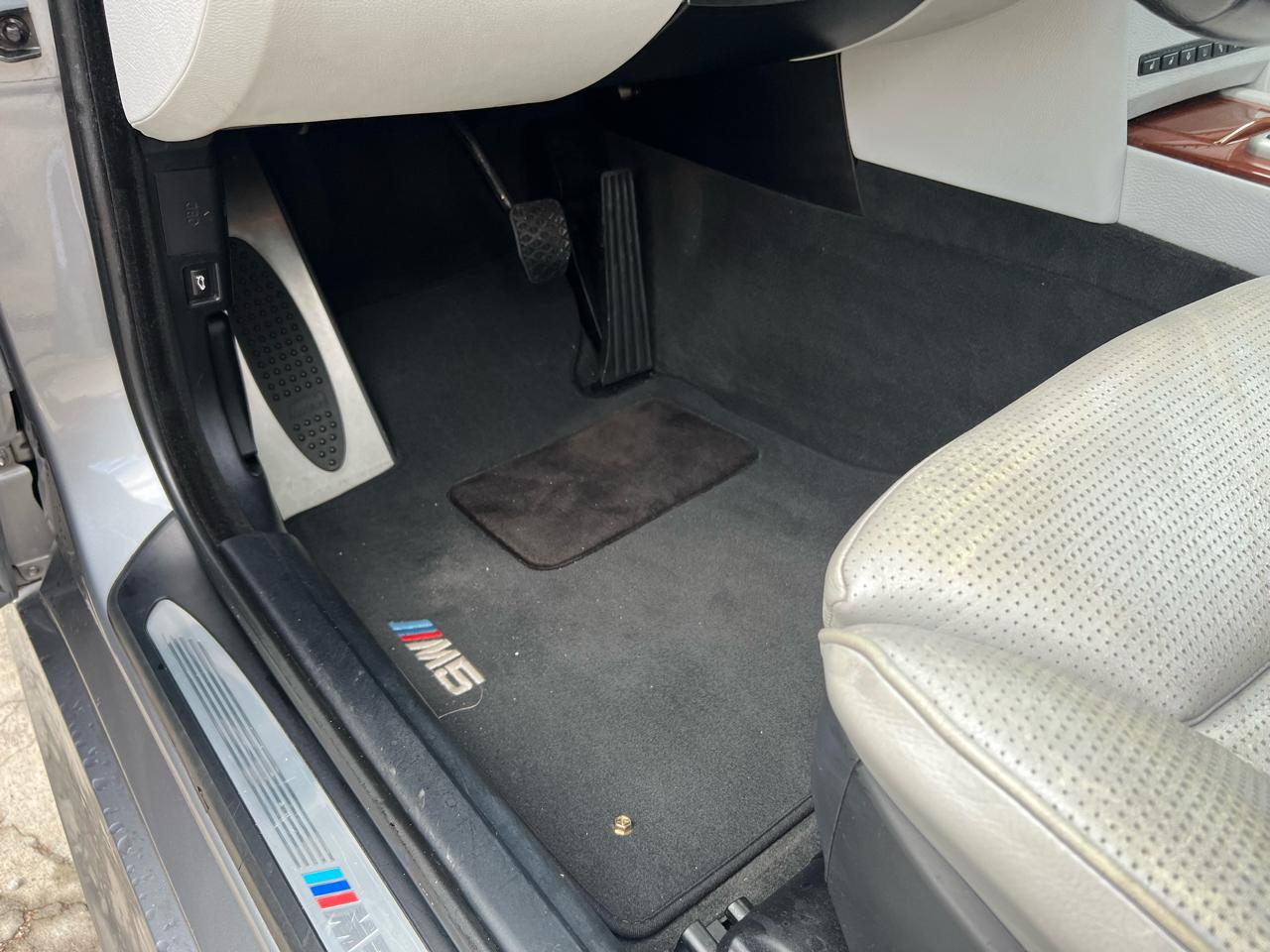 BMW M5 Sedan 2007