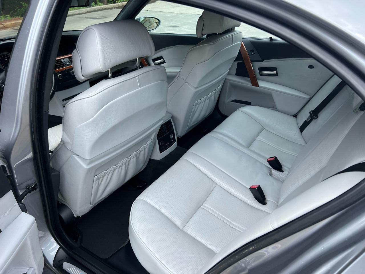 BMW M5 Sedan 2007