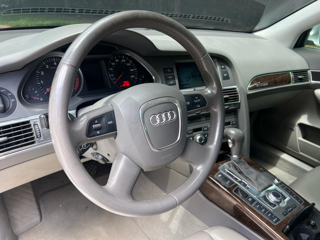 Audi A6 4.2 with Tiptronic 2006