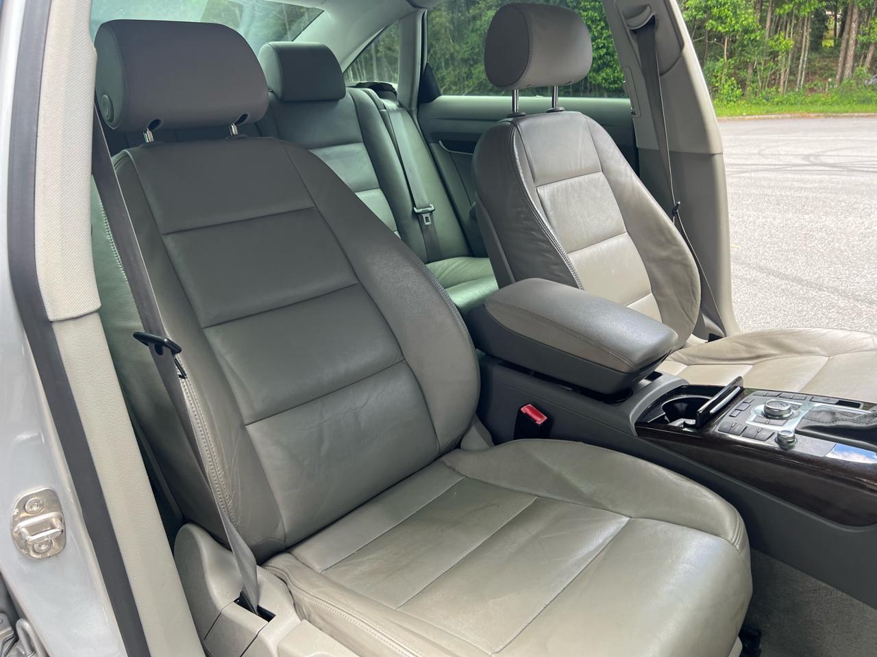 Audi A6 4.2 with Tiptronic 2006