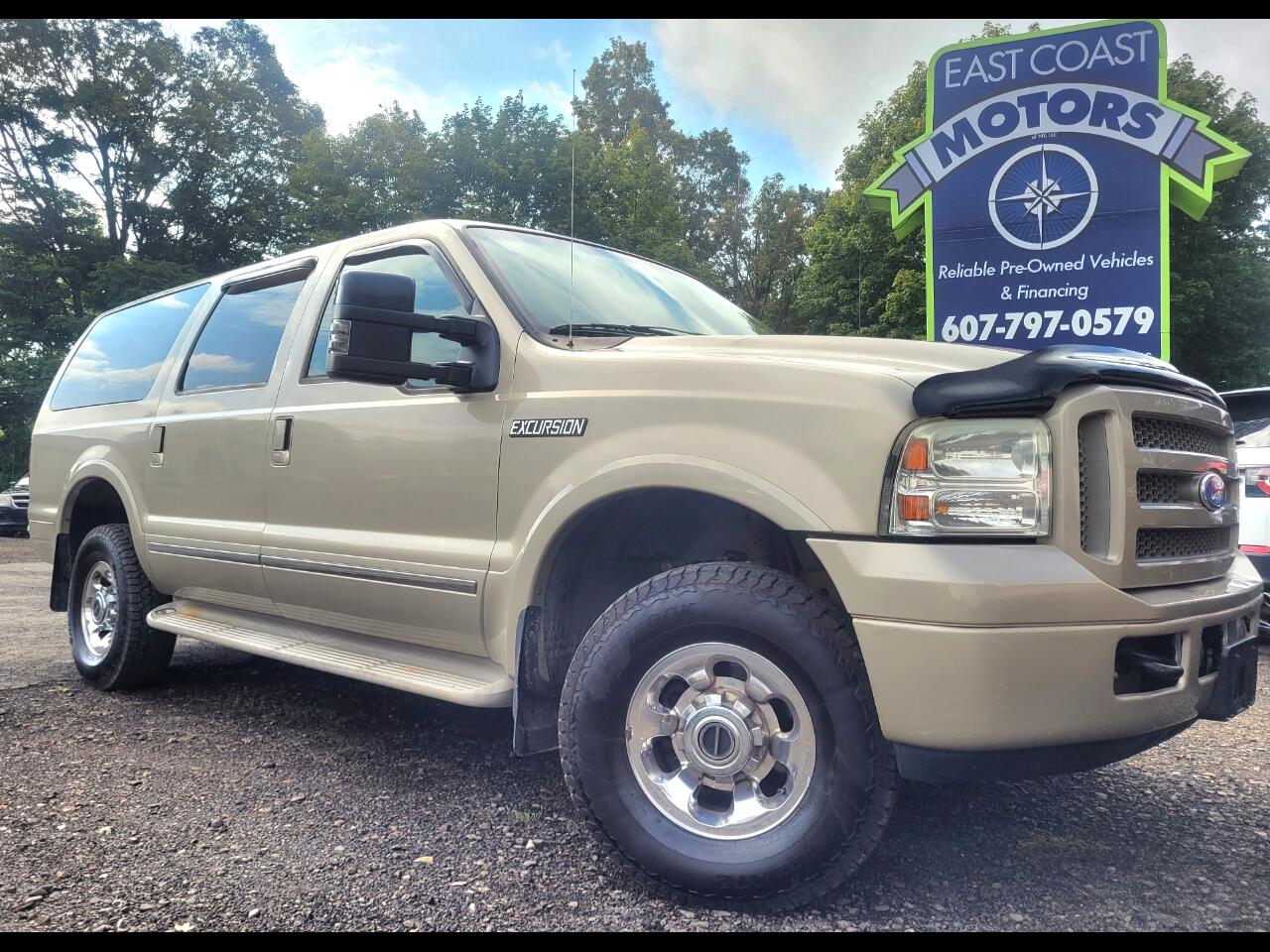 2005 Ford Excursion 137" WB 6.8L Limited 4WD