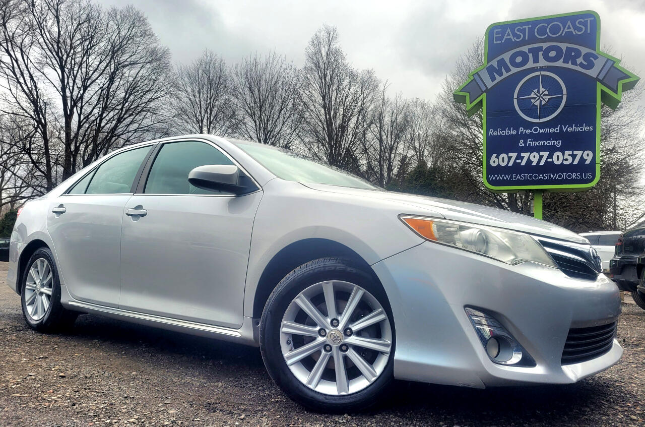 2012 Toyota Camry 4dr Sdn I4  Auto XLE