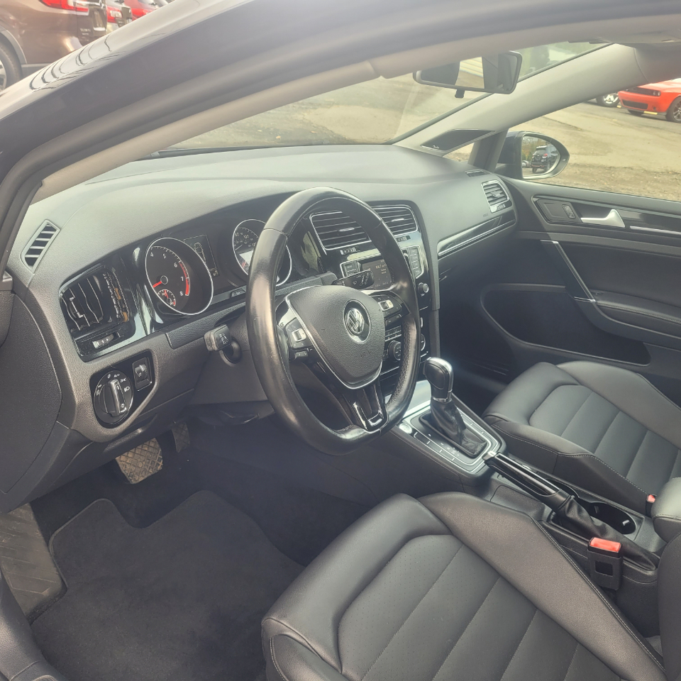 Volkswagen Golf 4dr HB Auto TSI SEL 2015