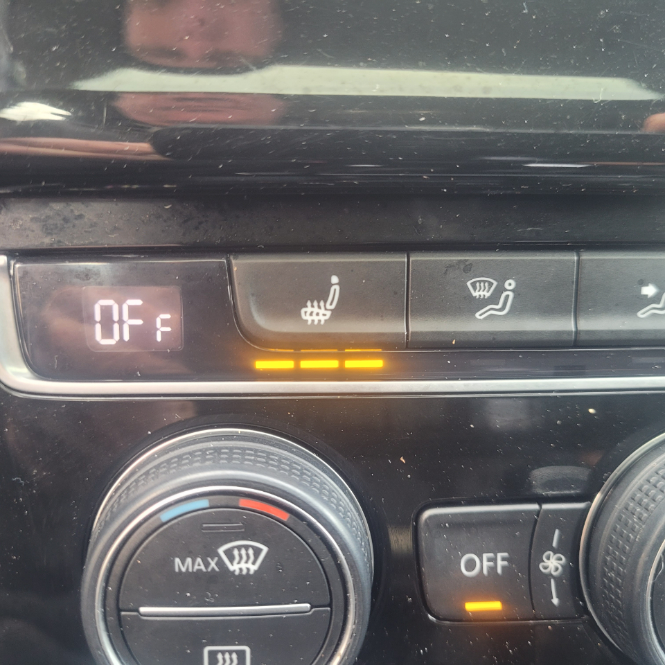 Volkswagen Golf 4dr HB Auto TSI SEL 2015