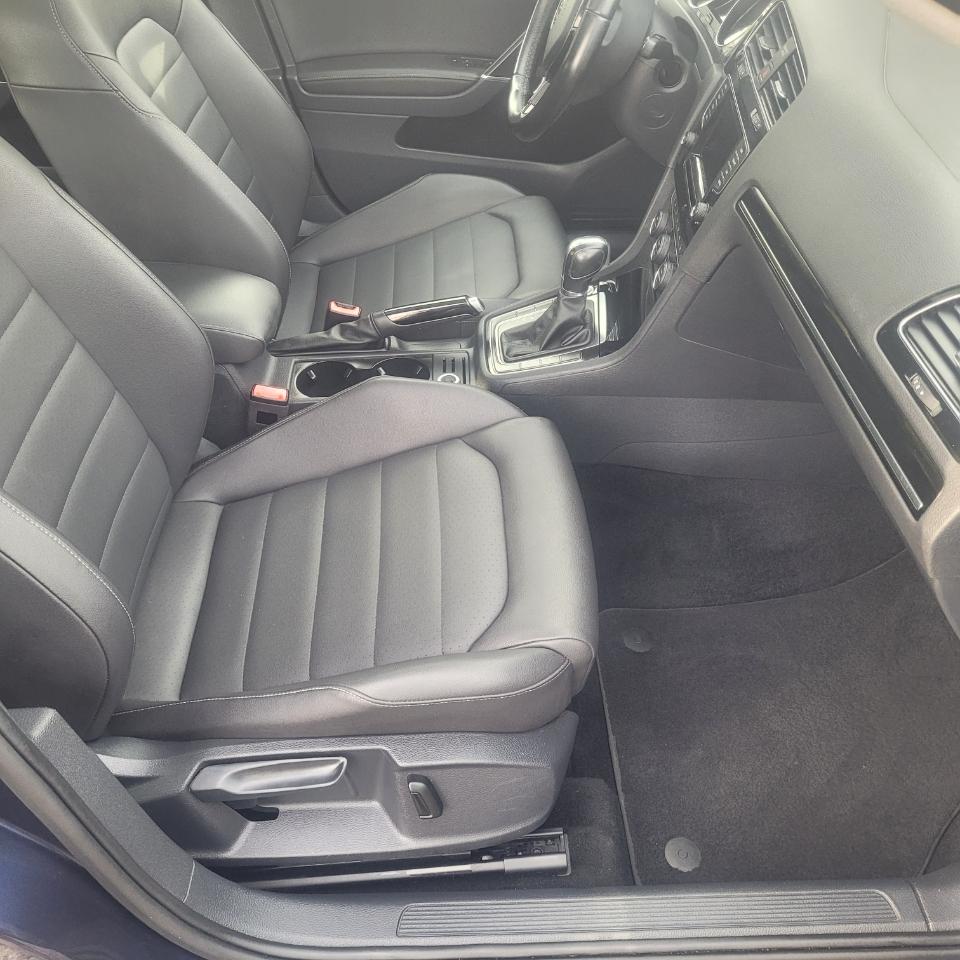 Volkswagen Golf 4dr HB Auto TSI SEL 2015