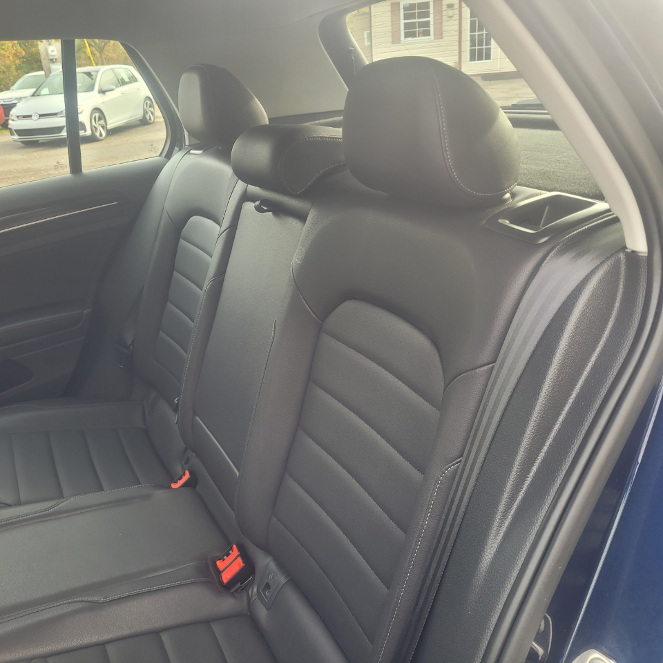 Volkswagen Golf 4dr HB Auto TSI SEL 2015