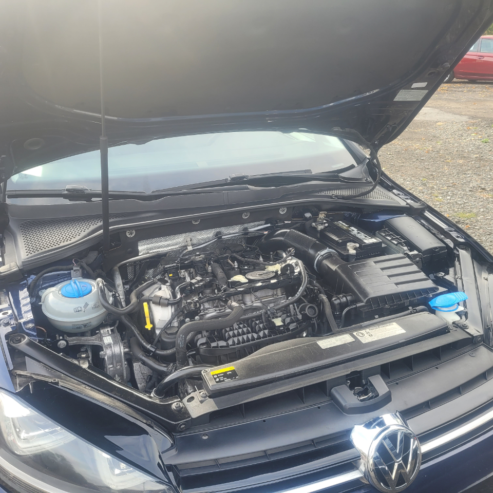 Volkswagen Golf 4dr HB Auto TSI SEL 2015