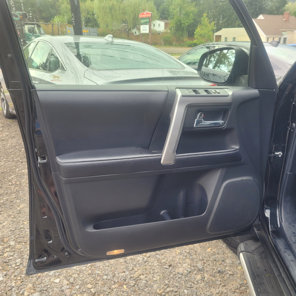 Toyota 4Runner SR5 Premium V6 4D SUV 4WD 2017