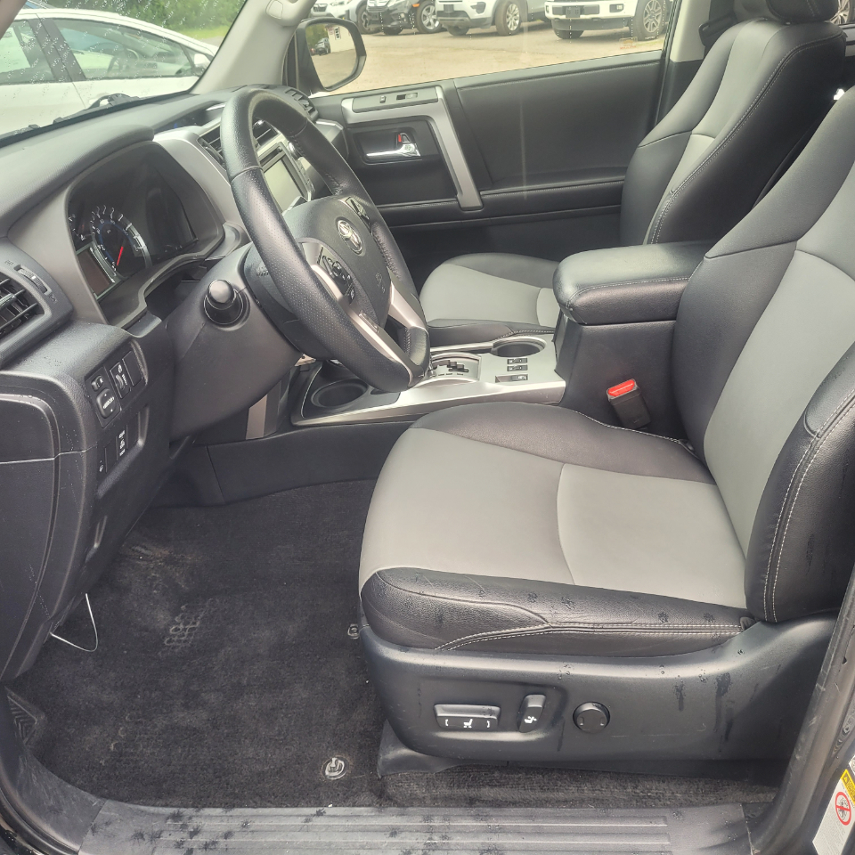 Toyota 4Runner SR5 Premium V6 4D SUV 4WD 2017