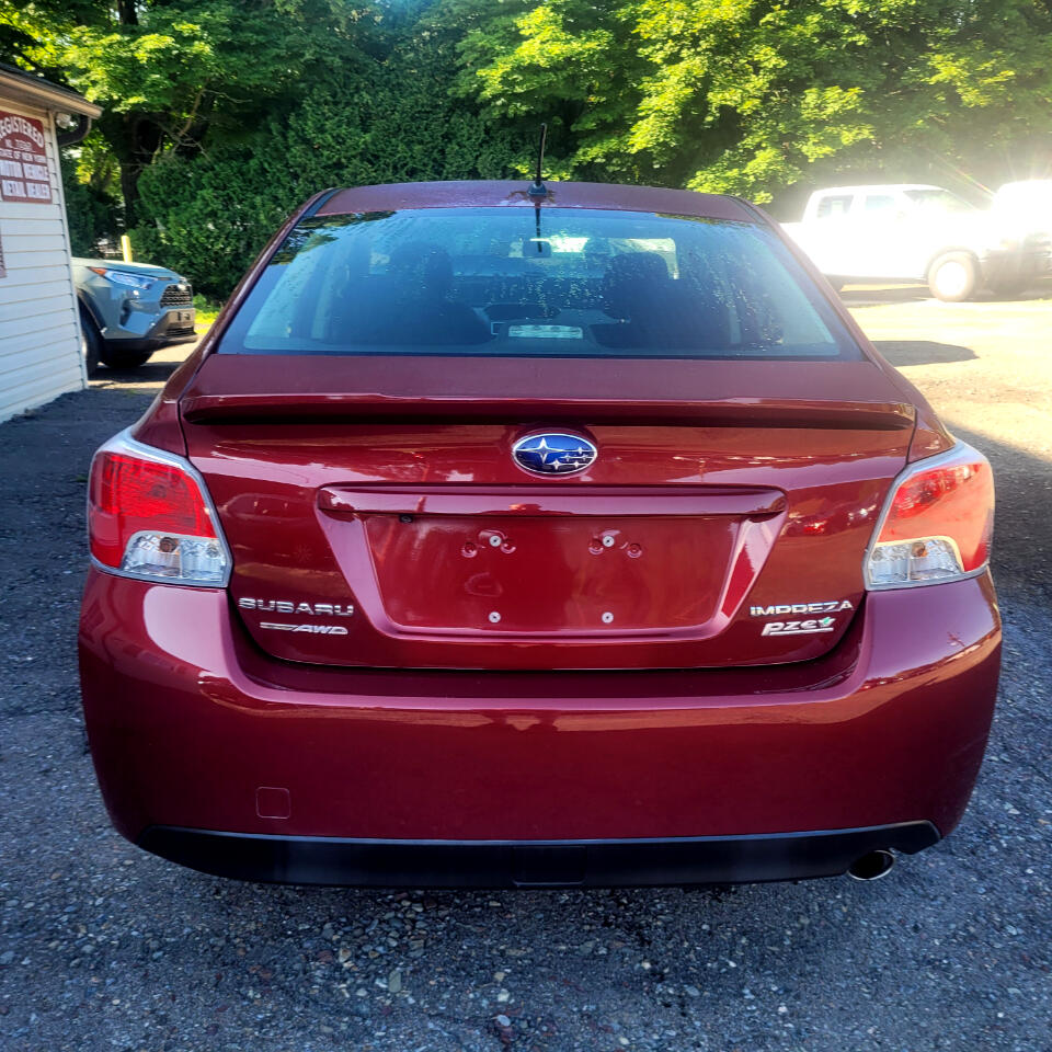 Subaru Impreza Sedan 4dr CVT 2.0i Premium 2015