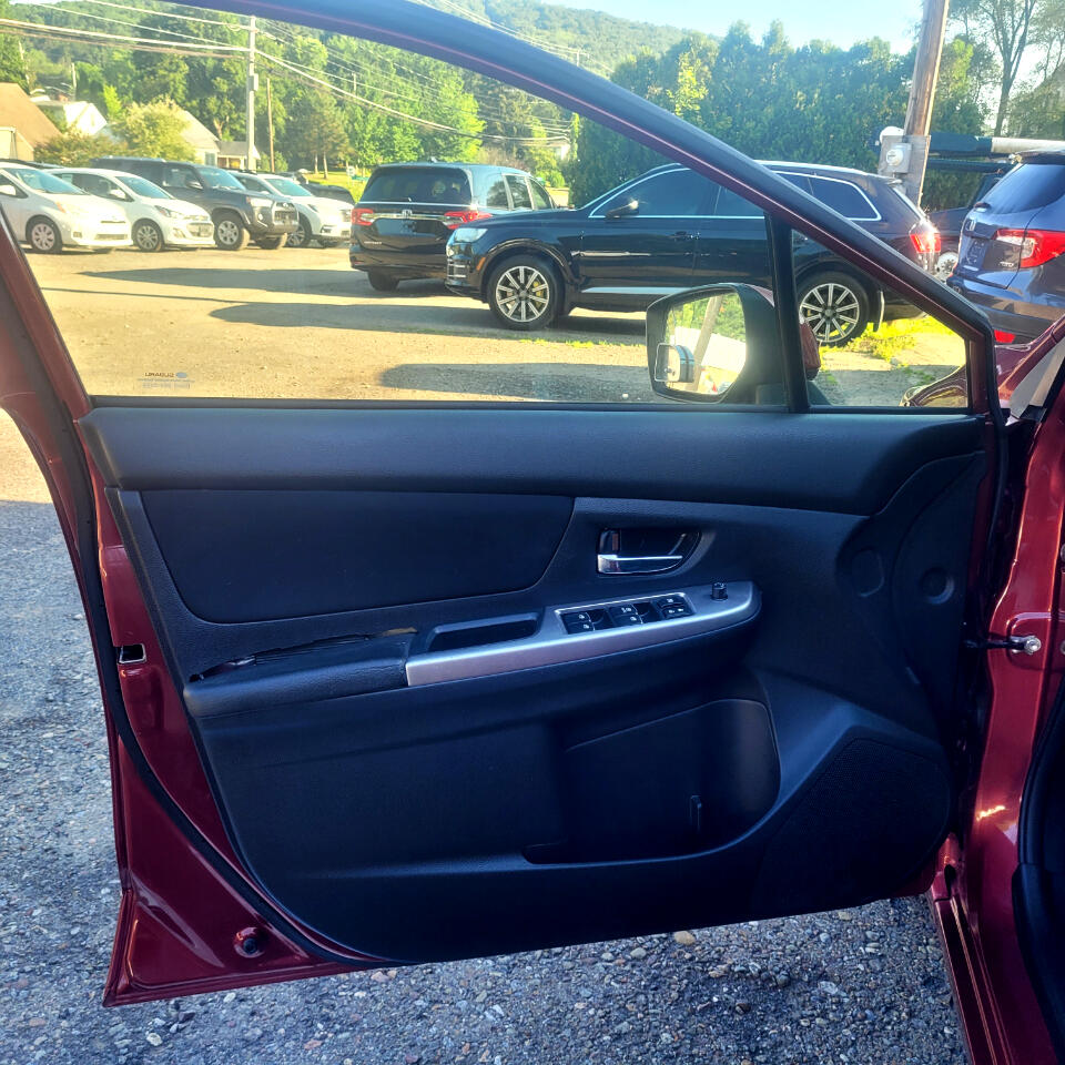 Subaru Impreza Sedan 4dr CVT 2.0i Premium 2015