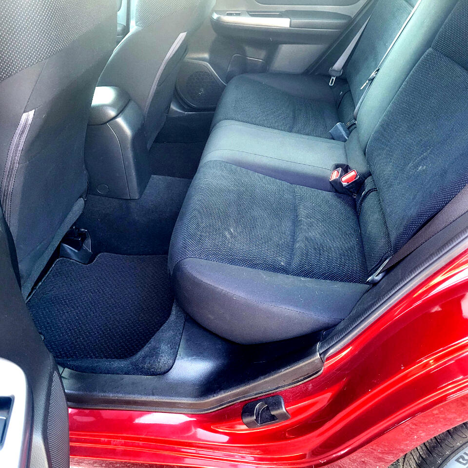 Subaru Impreza Sedan 4dr CVT 2.0i Premium 2015
