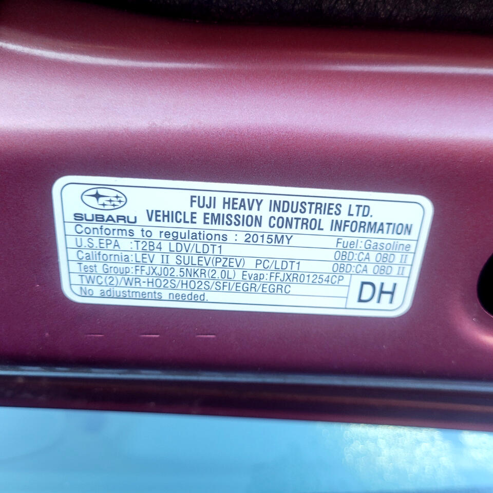 Subaru Impreza Sedan 4dr CVT 2.0i Premium 2015