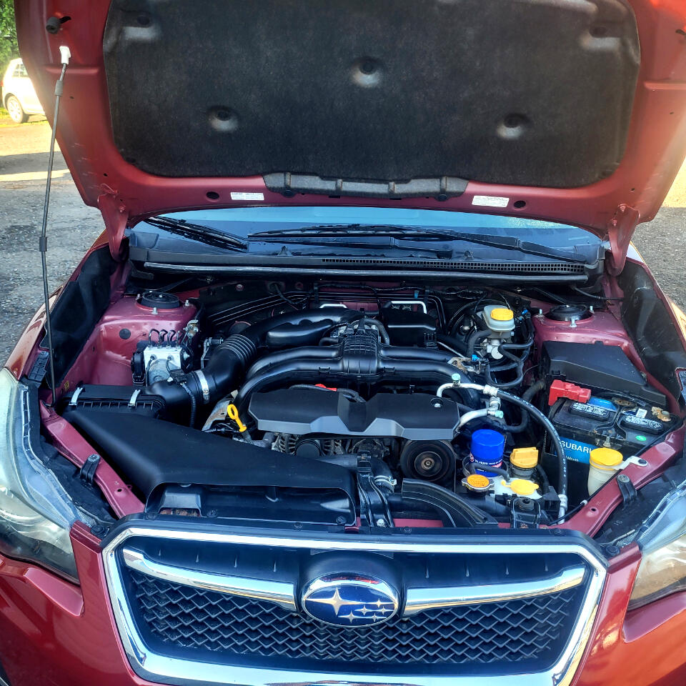 Subaru Impreza Sedan 4dr CVT 2.0i Premium 2015