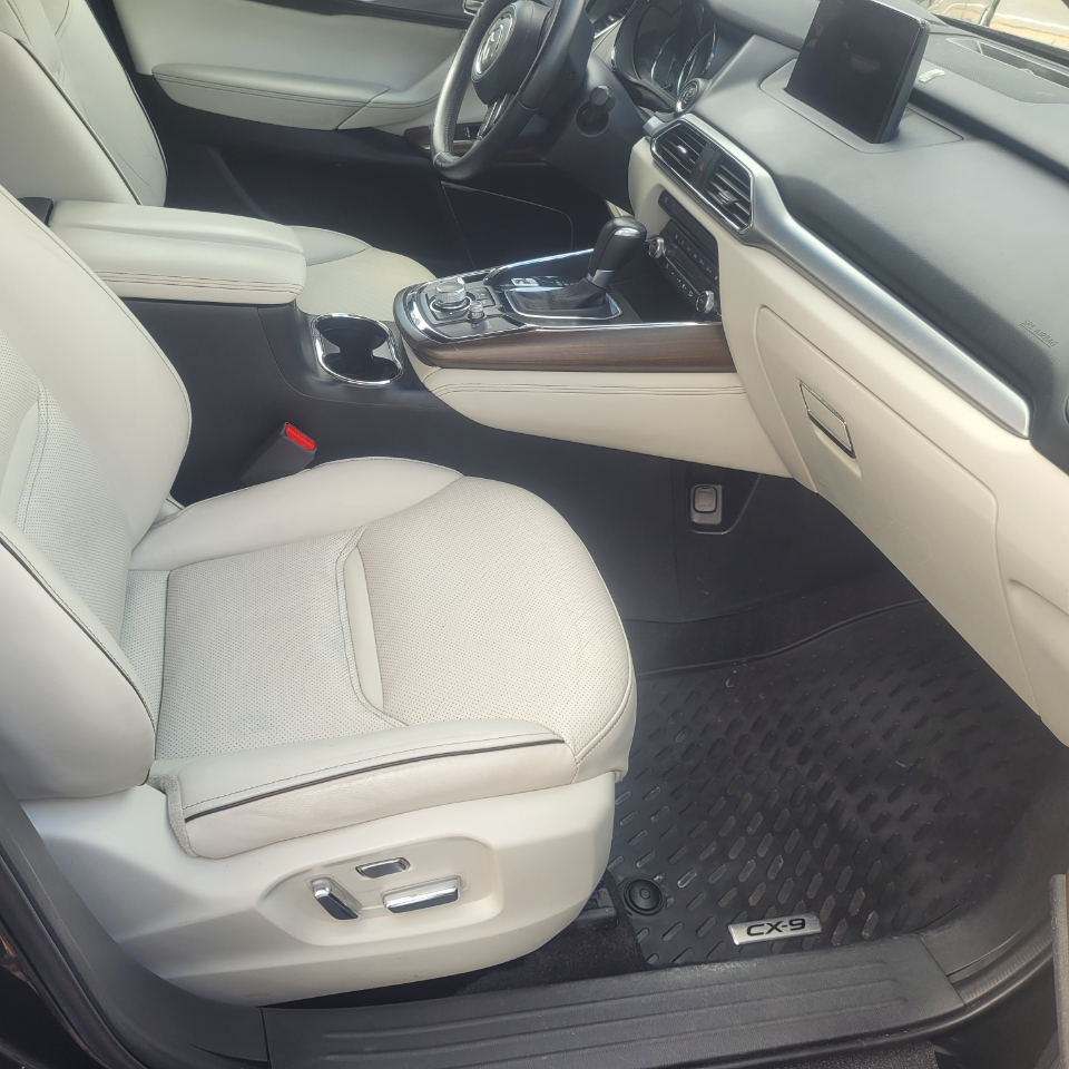 2020 Mazda CX-9 Signature photo 19