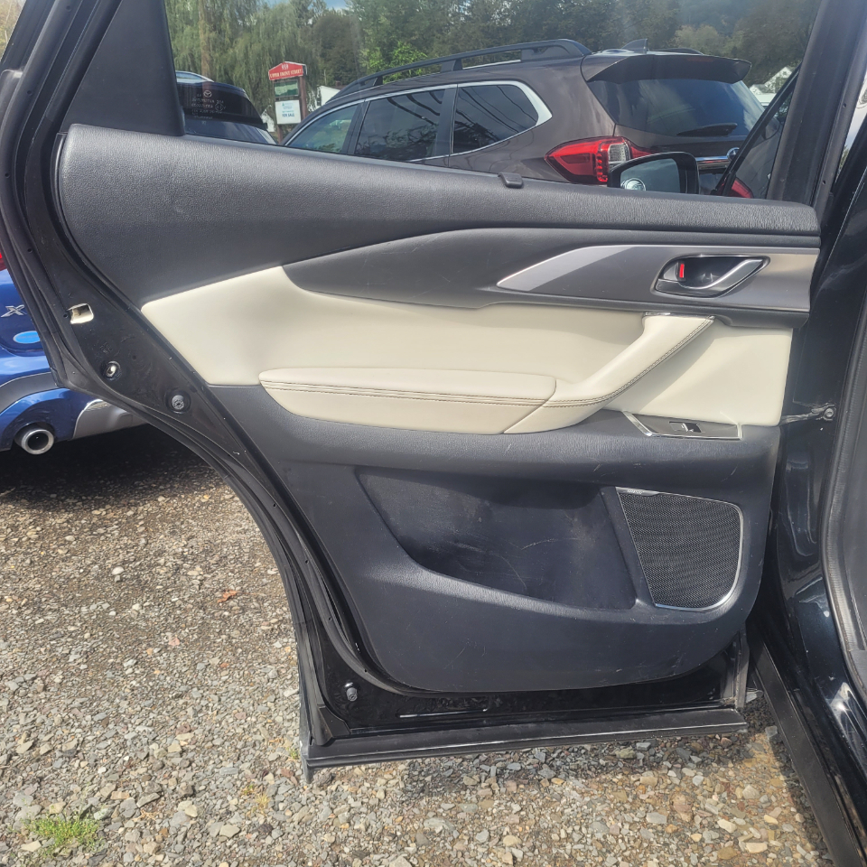 2020 Mazda CX-9 Signature photo 25