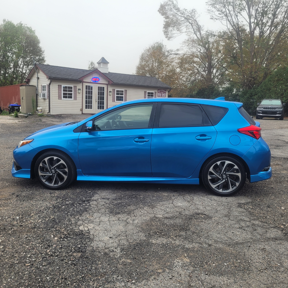 2016 Scion iM Base photo 3
