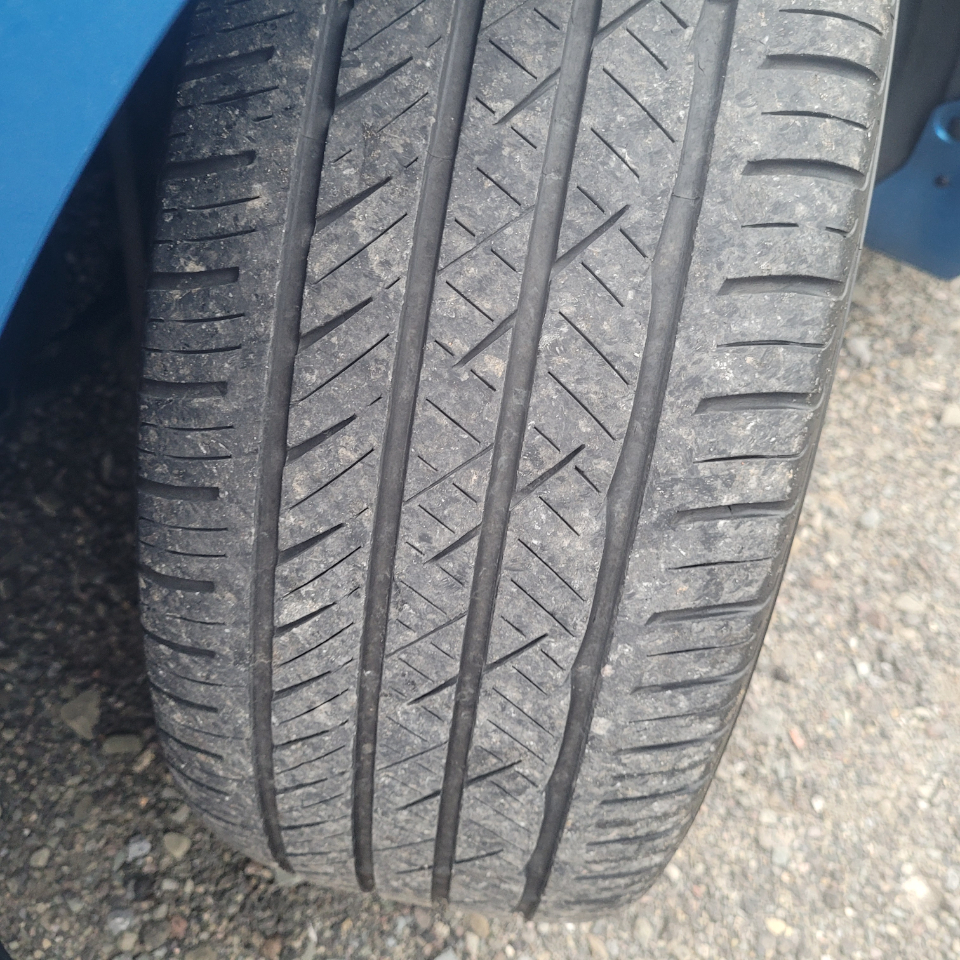 2016 Scion iM Base photo 32