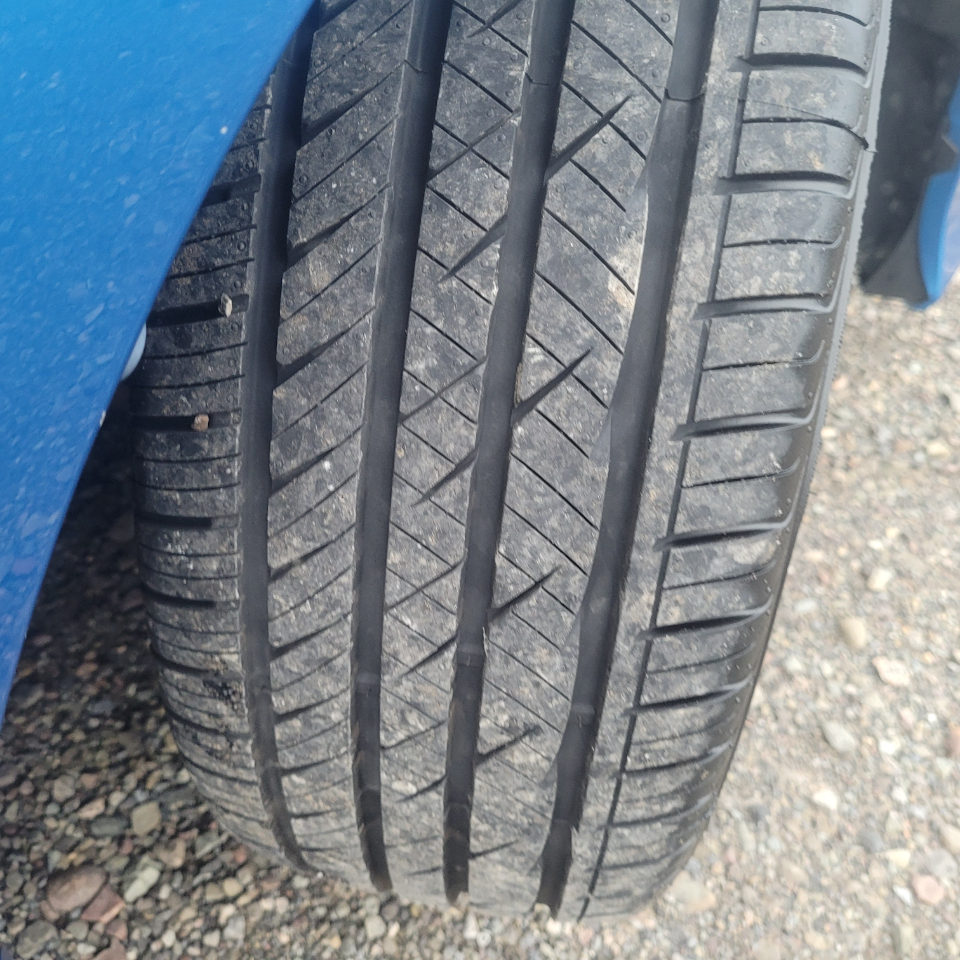 2016 Scion iM Base photo 36